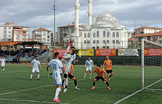 Efsane Malatya Spor Elazığ deplasmanında...