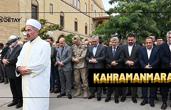 Filistin'de Hayatını Kaybedenler İçin Gıyabi Cenaze Namazı Kılındı