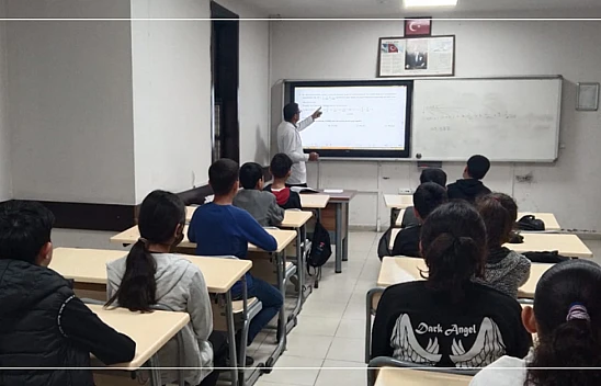 Tekgül: Öğrencilerimizin yanında olmaya devam edeceğiz