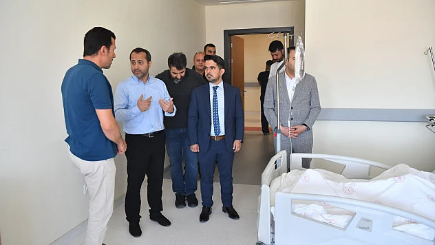 Babacan, Battalgazi Devlet Hastanesi'nde İncelemelerde Bulundu