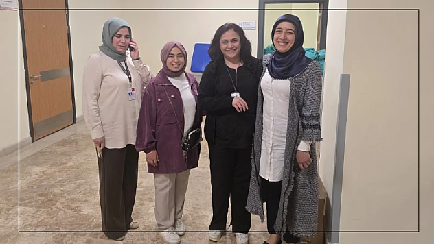 Emine Akkurt, Hemşireleri Ziyaret Etti: 'Fedakârlıklarına Minnettarız'