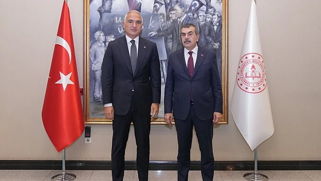 Fidanlar Atatürk'e Saygı, Geleceğe Nefes Olacak