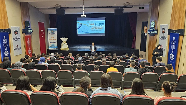 LGS Maratonuna Hazırlıkta Yeni Adım: 1400 Öğrenciye Seminerle Destek