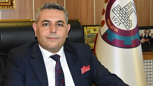 Sadıkoğlu: Gazeteciler Kamusal Bir Görev Üstleniyor