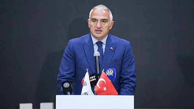 Şiir, Düşünce ve Diriliş: Karakoç Ankara'da Anıldı