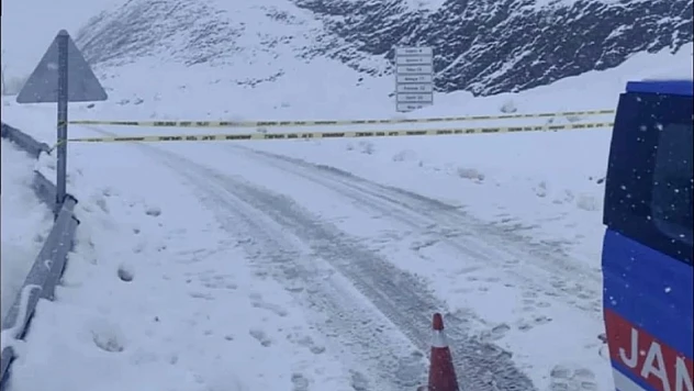 Sincik–Malatya Karayolu Çift Yönlü Trafiğe Kapatıldı