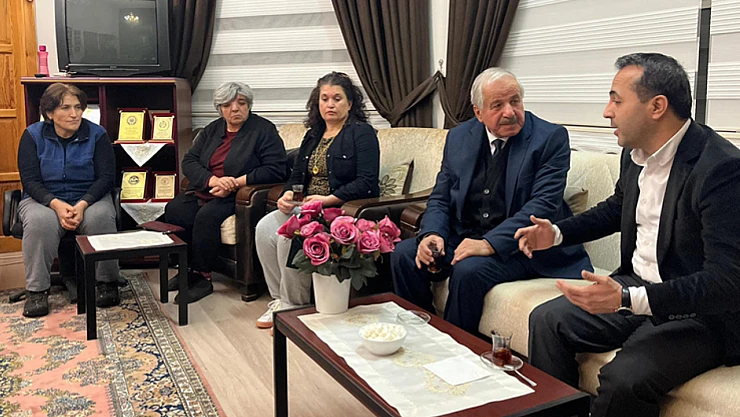 Babacan, Alevi toplumunun yaşadığı sorunların çözümü için çalışacağız...
