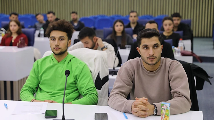 Battalgazi Belediyesi, Gençlerle Yeni Dönem Projelerini Planlıyor