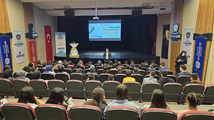 LGS Maratonuna Hazırlıkta Yeni Adım: 1400 Öğrenciye Seminerle Destek
