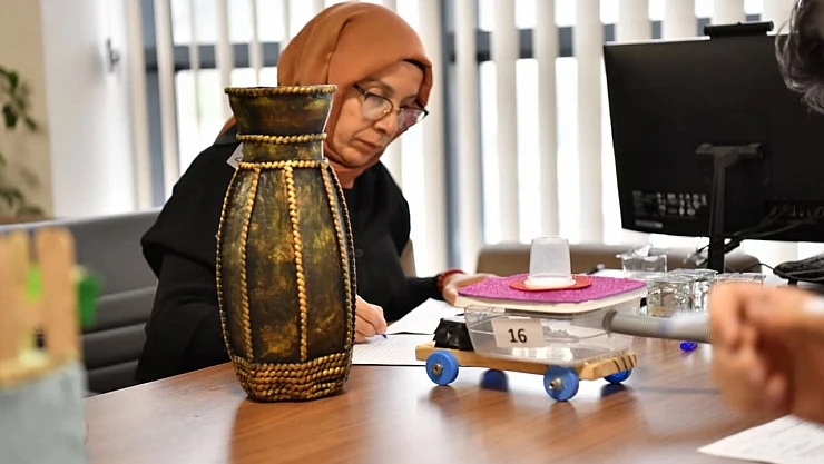 Yeşilyurt'ta 'Sıfır Atık Mucitleri' Jüriden Tam Not Aldı