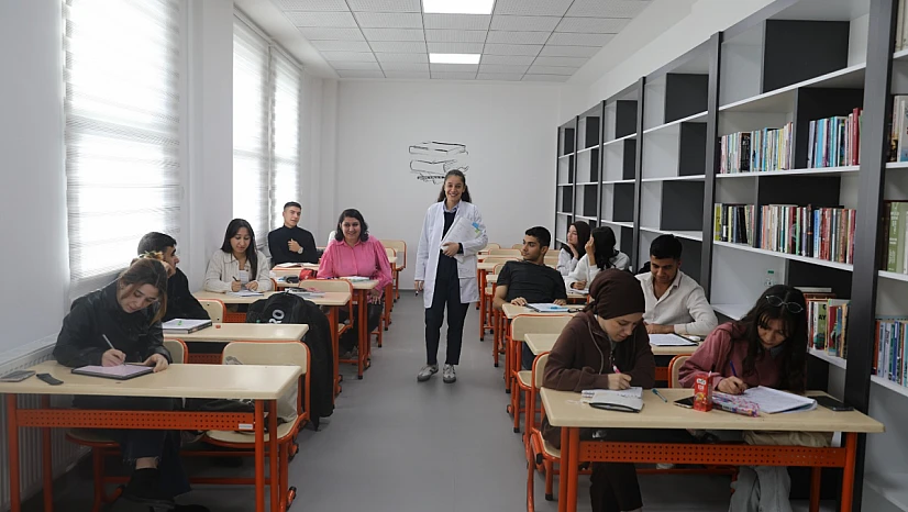 Battalgazi'de Öğrenciler Birebir Eğitimle Sınavlara Hazırlanıyor