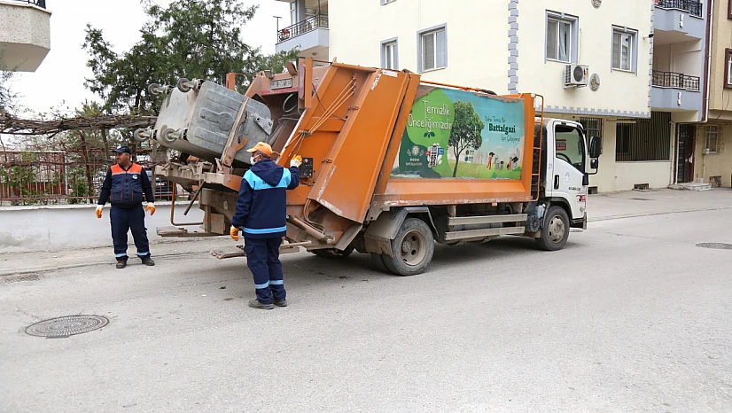 Battalgazi'de Temizlik Çalışmaları Aralıksız Sürüyor