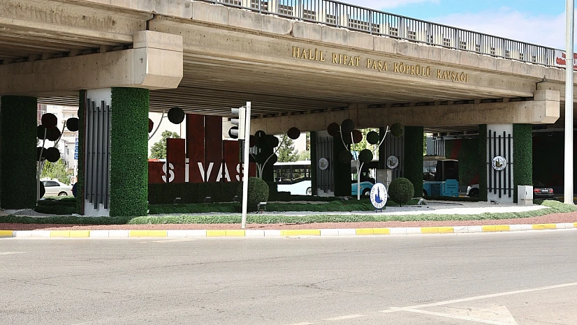 Halil Rıfat Paşa Köprülü Kavşağı'nda Dönüşüm Tamamlandı